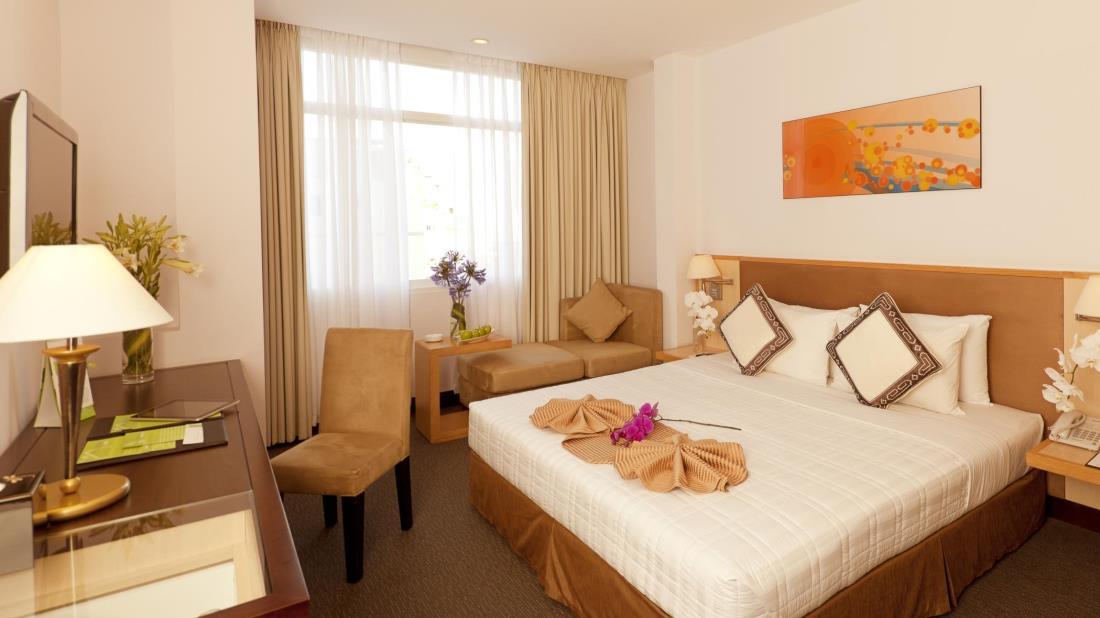 Liberty Hotel Saigon Parkview Ho Chi Minh City Exterior photo